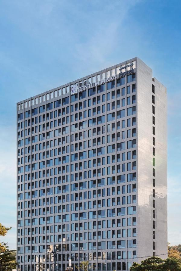 CENTUMMARK Hotel YangYang Bagian luar foto